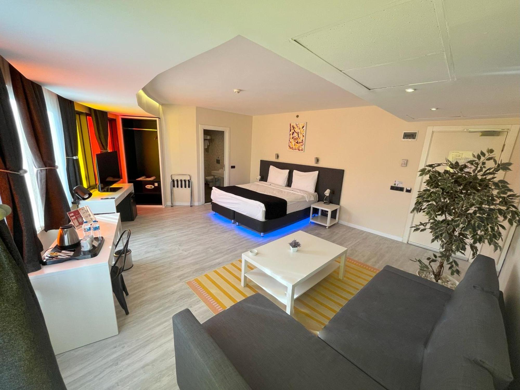 Tempo Hotel Caglayan Provincia di Provincia di Istanbul Esterno foto